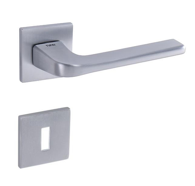 Klika na dveře TI - DARA - HR 4007Q 5S OCS - Chrom broušený (96)