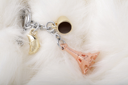 MTM196-02 MTM - PŘÍVĚŠEK NA KABELKU - Paríž-móda