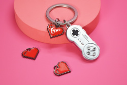 MTM294-01 MTM - KLÍČENKA - Retro herní ovladač