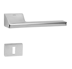 Klika na dveře TI - SALINAS - RT 4130RT OCS - Chrom broušený (96)