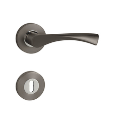 Klika na dveře MP - SPIRIT - R T/OC - Titan / chrom lesklý