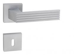 Klika na dveře TI - KAYA - HR 3032Q CP - Chrom perla (18)