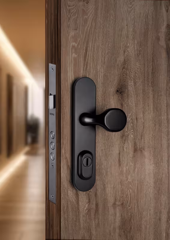 Bezpečnostní kování MPK - SECURO S01 PLUS - SO M1 FAVORIT BS - Černá matná